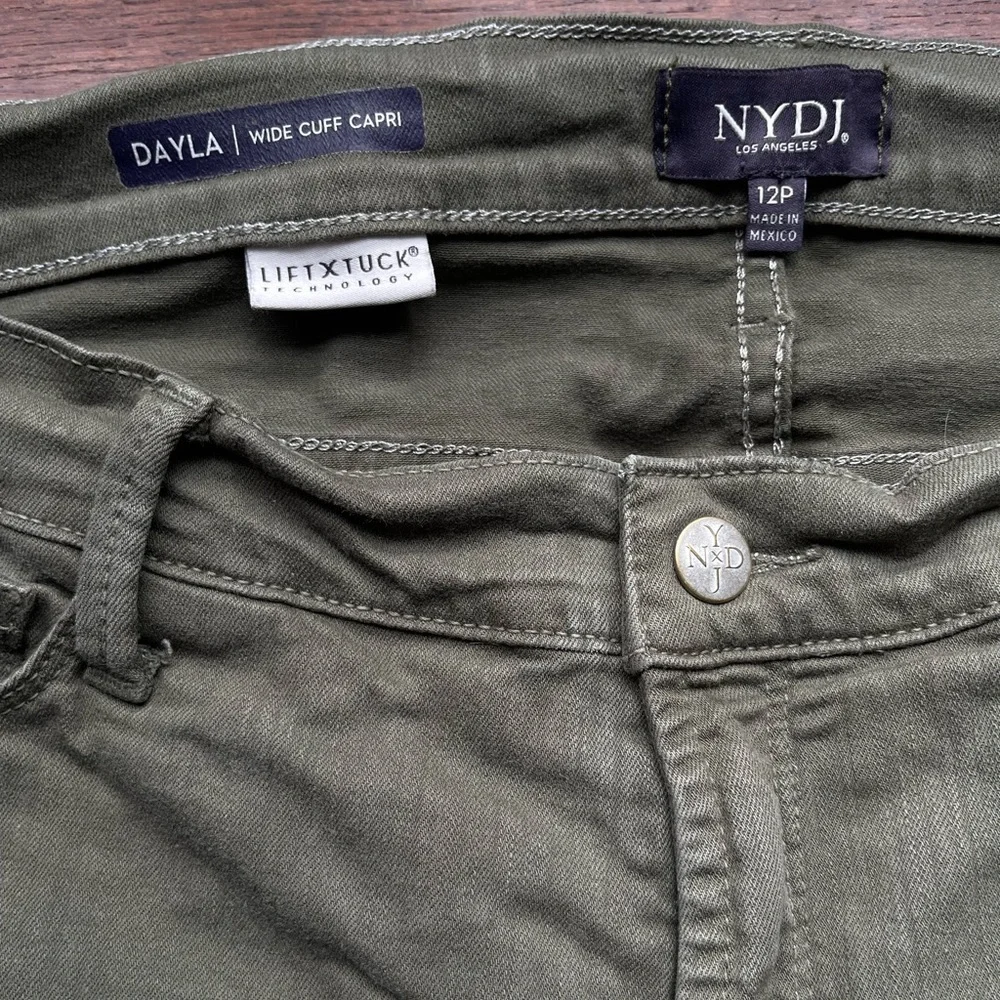 NYDJ Dayla Wide Cuff Capri Lift Tuck Solid Olive 12P Summer Casual Designer